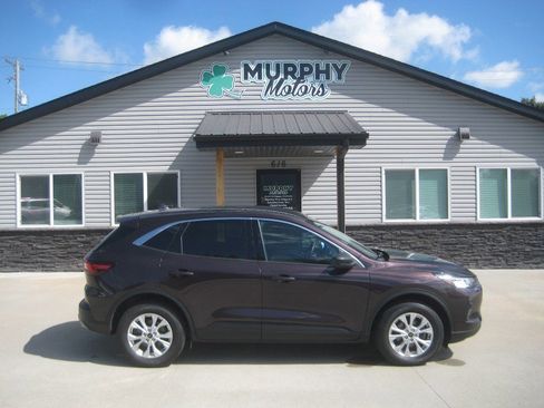 Used 2023 Ford Escape Active AWD/4WD image 1