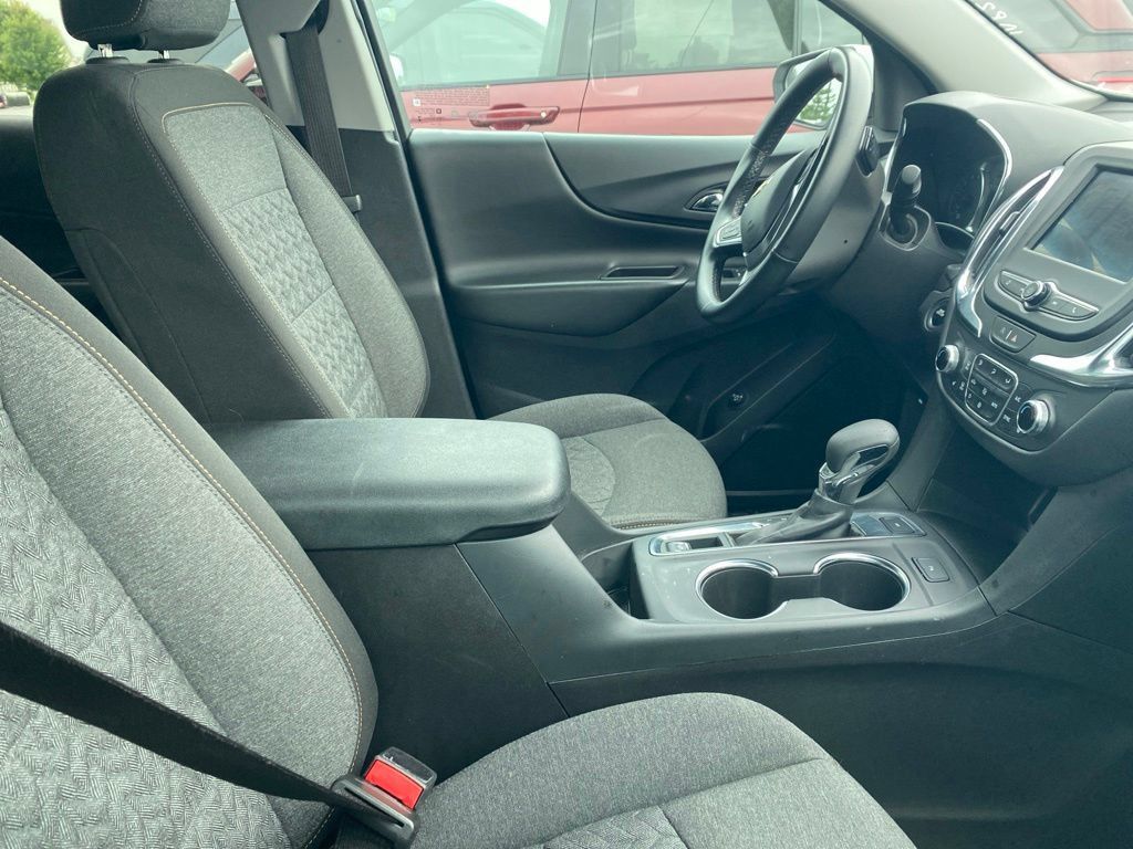 Used 2024 Chevrolet Equinox LT AWD/4WD image 7