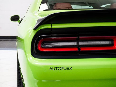 Used 2023 Dodge Challenger SRT Hellcat w/ Driver Convenience Group image 14