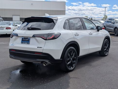 Used 2025 Honda HR-V Sport image 6
