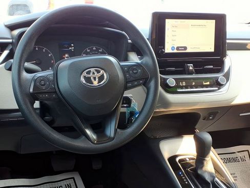 Certified 2025 Toyota Corolla LE FWD image 10