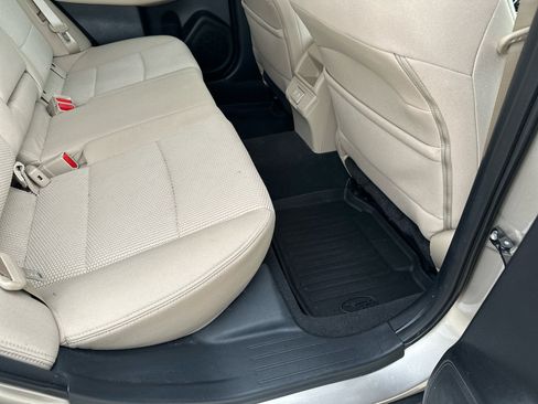 Used 2019 Subaru Outback 2.5i Premium w/ Popular Package #2 image 17