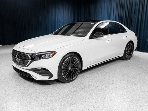 New 2026 Mercedes-Benz E 350 4MATIC Sedan image 1
