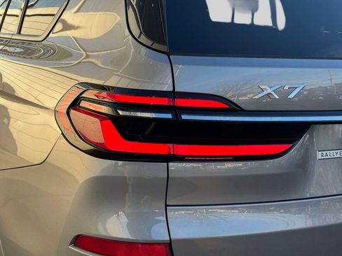 Certified 2024 BMW X7 xDrive40i w/ M Sport Package image 10