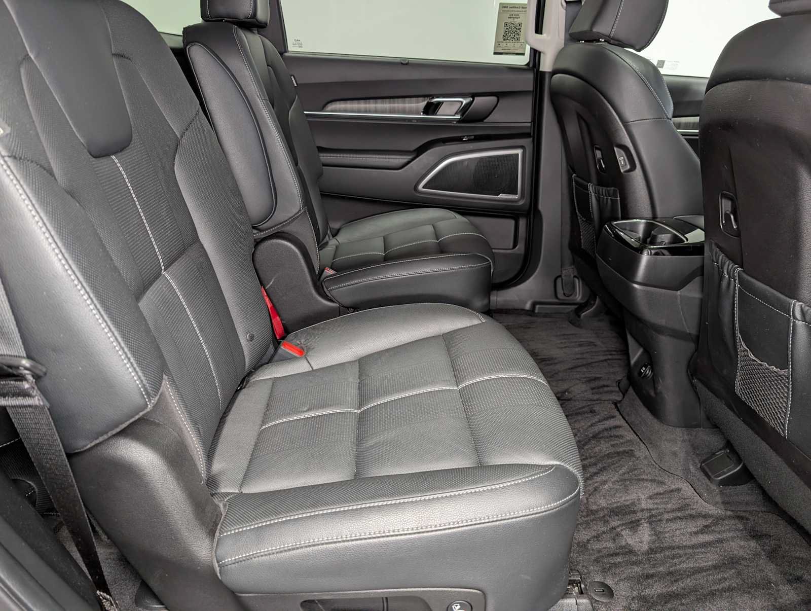 Used 2024 Kia Telluride EX w/ EX Captain's Chair Package AWD/4WD image 43
