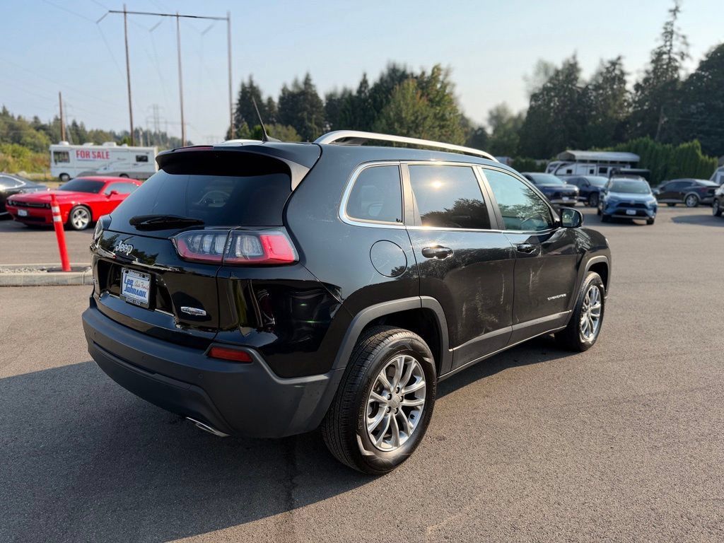 Used 2019 Jeep Cherokee Latitude Plus w/ Comfort/Convenience Group AWD/4WD image 5
