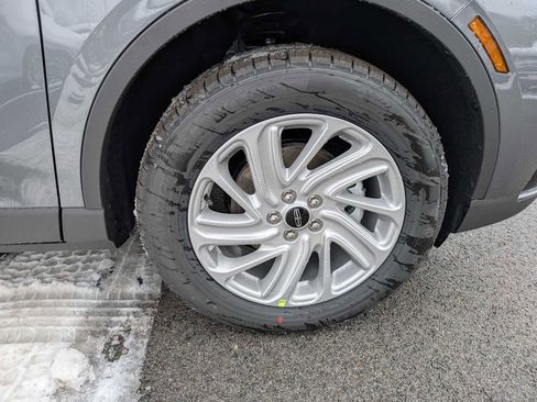 New 2026 Lincoln Corsair Premiere image 3