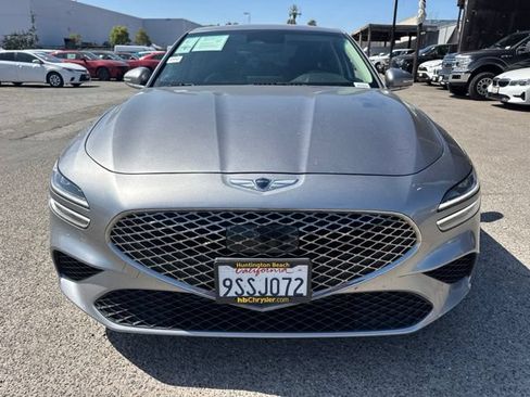 Used 2022 Genesis G70 2.0T RWD image 2