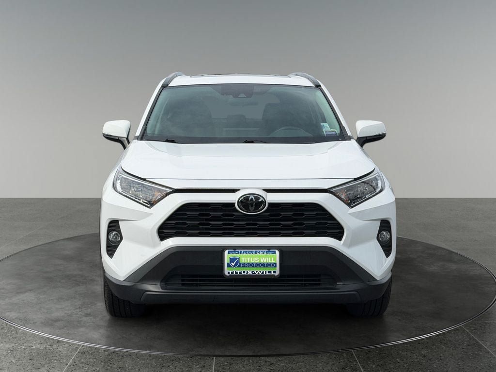 Used 2020 Toyota RAV4 XLE w/ Convenience Package AWD/4WD image 2