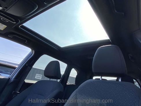 Used 2025 Subaru Forester Premium image 16