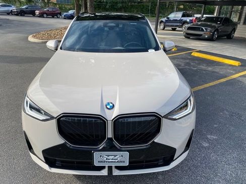 Used 2025 BMW X3 xDrive30i w/ M Sport Package AWD/4WD image 9