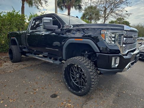 Used 2020 GMC Sierra 2500 Denali w/ Denali Ultimate Package image 7