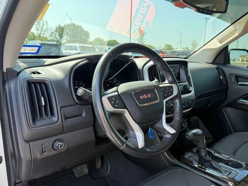 Used 2020 GMC Canyon SLE w/ SLE Convenience Package RWD image 11