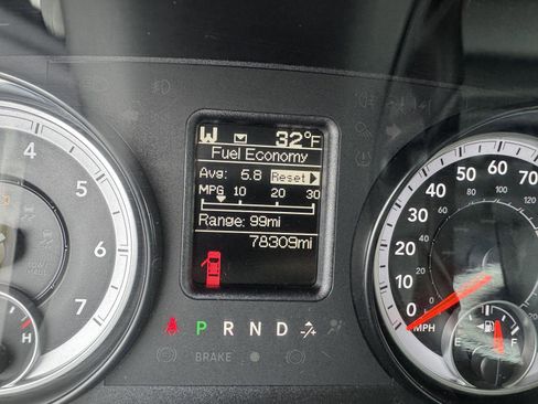 Used 2015 RAM 2500 Tradesman w/ Popular Equipment Group image 12