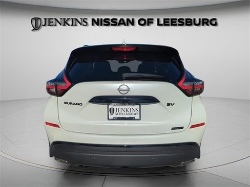 Certified 2024 Nissan Murano SV w/ SV Midnight Edition Package image 10