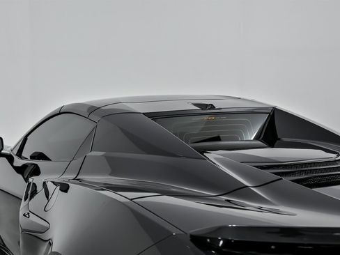 Used 2023 Chevrolet Corvette Z06 RWD image 20