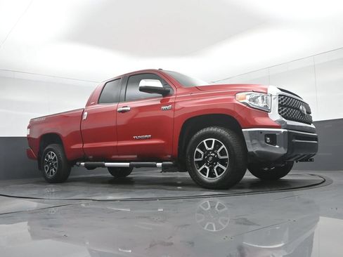 Used 2018 Toyota Tundra SR5 w/ TRD Off Road Package AWD/4WD image 51