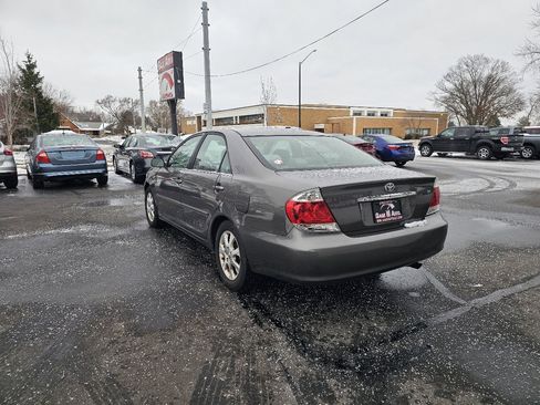 Used 2005 Toyota Camry LE image 6