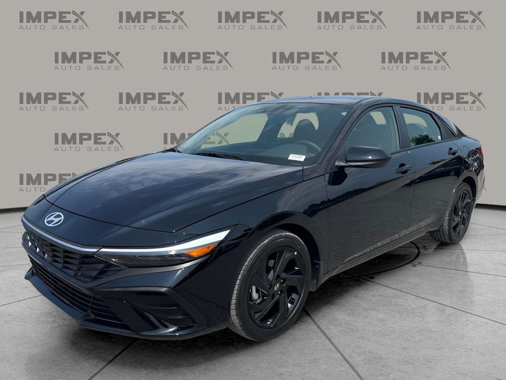 Used 2026 Hyundai Elantra Sport FWD image 1