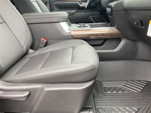 New 2026 Chevrolet Silverado 2500 LT w/ All Star Edition image 12