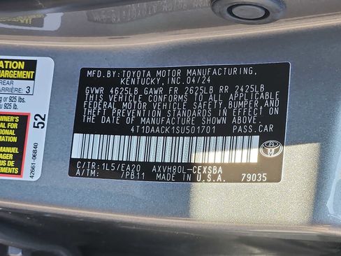 Used 2025 Toyota Camry SE image 26