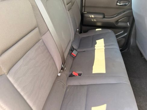 Certified 2024 Nissan Frontier SV RWD image 12