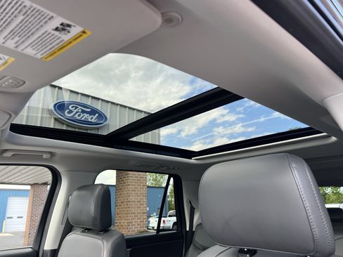 Used 2025 Ford Expedition Max Active AWD/4WD image 20