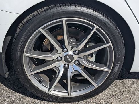 Used 2022 Genesis G70 2.0T w/ Prestige Package image 8