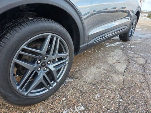 Certified 2023 Ford Explorer ST-Line image 44