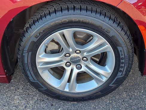 Used 2023 Dodge Charger SXT image 6