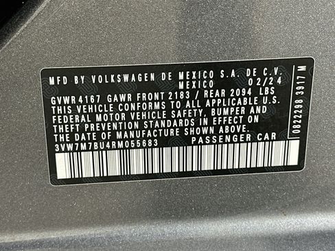 Used 2024 Volkswagen Jetta SE FWD image 12