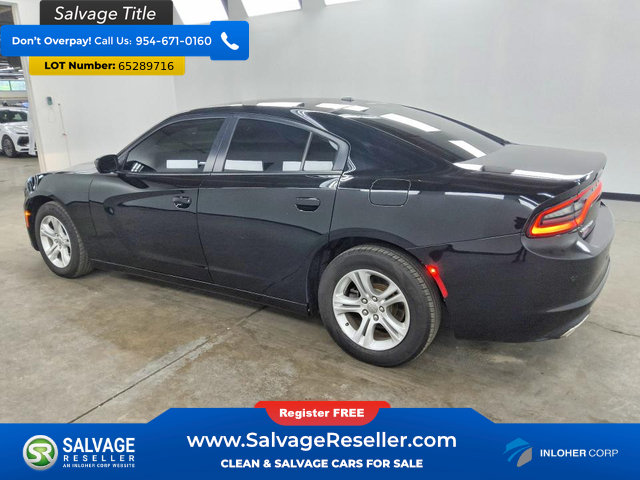 Used 2021 Dodge Charger SXT w/ Leather Interior Group RWD image 3