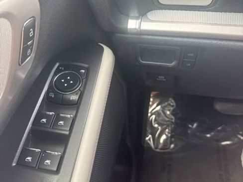 Used 2025 Ford Expedition Max Active image 21