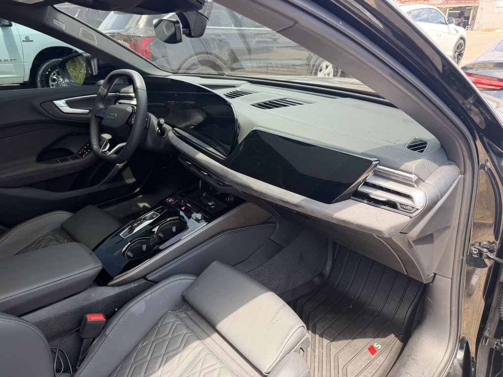 Used 2025 Audi S5 Premium Plus w/ Premium Plus Package AWD/4WD image 16
