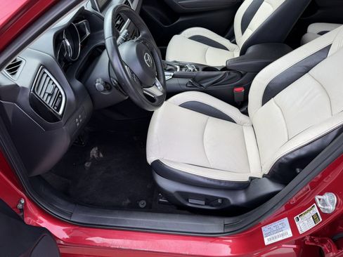 Used 2014 MAZDA MAZDA3 s Grand Touring image 29