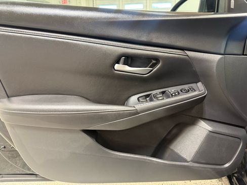 Used 2024 Nissan Sentra SV image 12