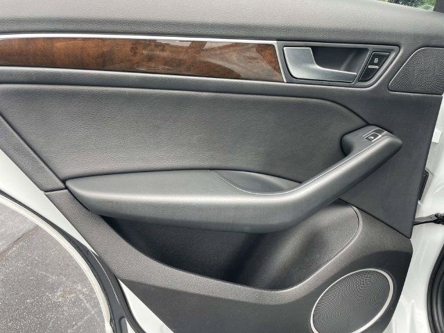 Used 2017 Audi Q5 2.0T Premium Plus AWD/4WD image 12