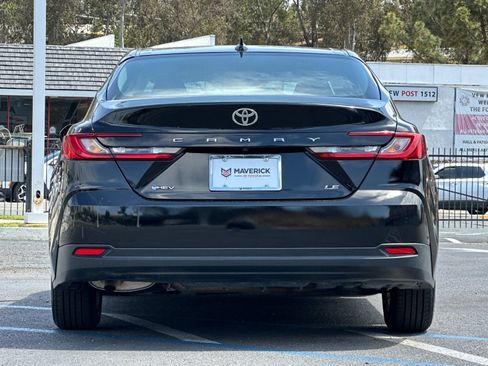 Used 2025 Toyota Camry LE FWD image 4
