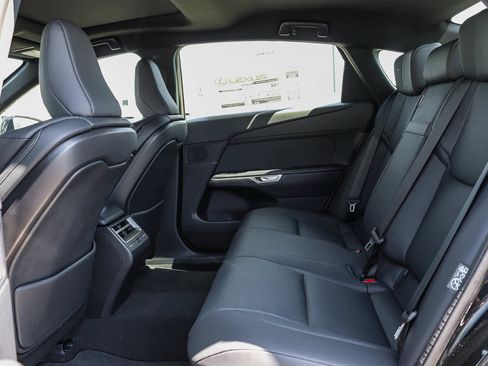 New 2026 Lexus ES 350h AWD image 19