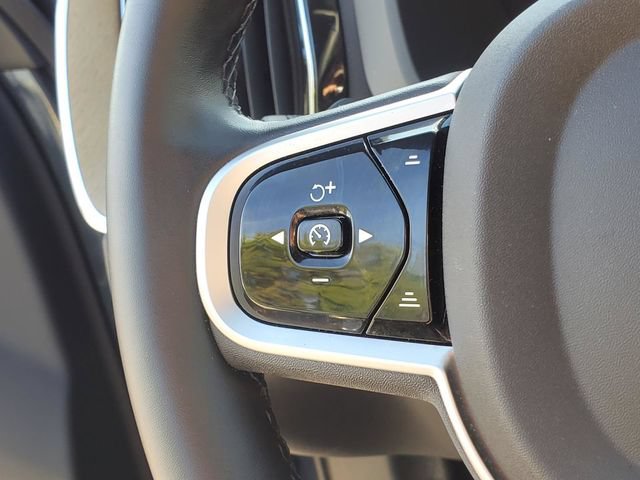 Certified 2026 Volvo XC60 B5 Plus AWD/4WD image 19