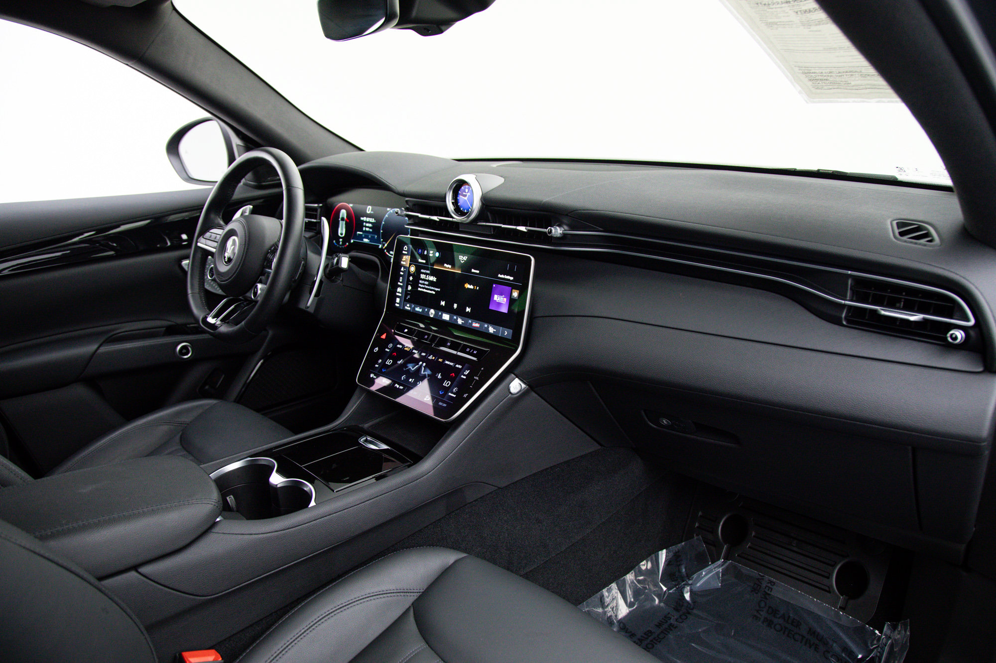 Certified 2023 Maserati Grecale Modena AWD/4WD image 10