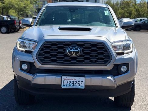 Used 2021 Toyota Tacoma TRD Sport w/ Technology Package AWD/4WD image 8