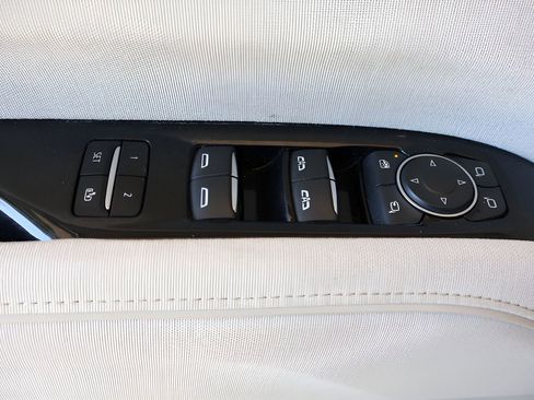 Certified 2023 Cadillac Escalade Premium Luxury Platinum RWD image 10