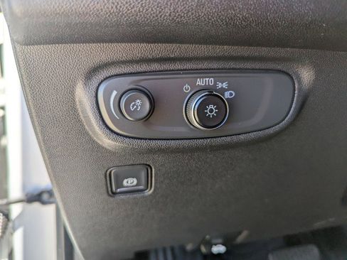 Used 2019 GMC Terrain SLE w/ Driver Convenience Package AWD/4WD image 17