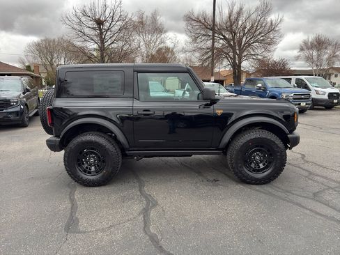 New 2026 Ford Bronco Badlands AWD/4WD image 38