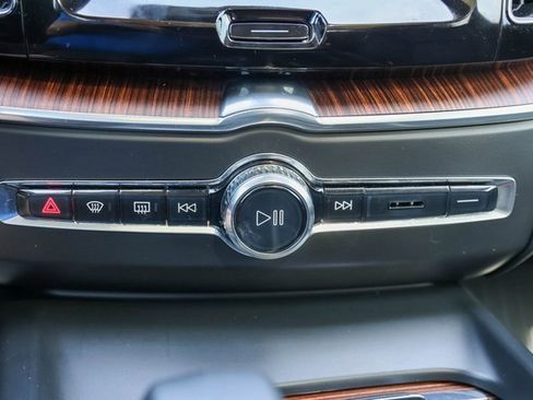 Used 2023 Volvo XC60 B5 Plus w/ Climate Package image 28