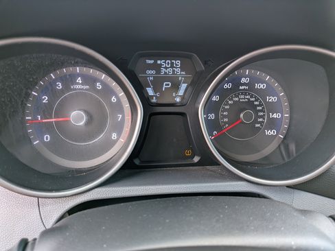 Used 2013 Hyundai Elantra GLS FWD image 25