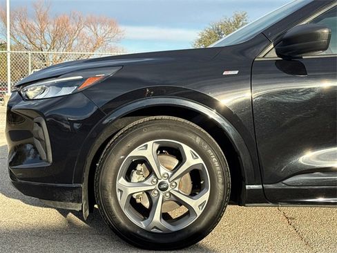 Certified 2023 Ford Escape ST-Line w/ Tech Pack #1 image 5