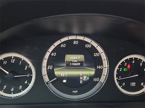 Used 2013 Mercedes-Benz E 350 Sedan image 9