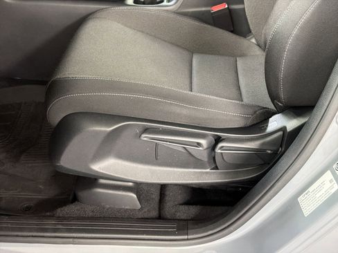 Certified 2023 Honda CR-V LX image 14